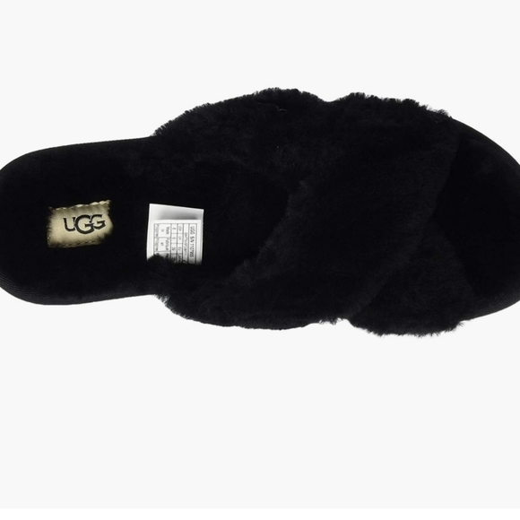 UGG FLUFETTE CROSSOVER SLIDE SIZE 8/RUNS LARGE/BLACK/WORN A FEW TIMES/HAS BOX - Picture 3 of 4